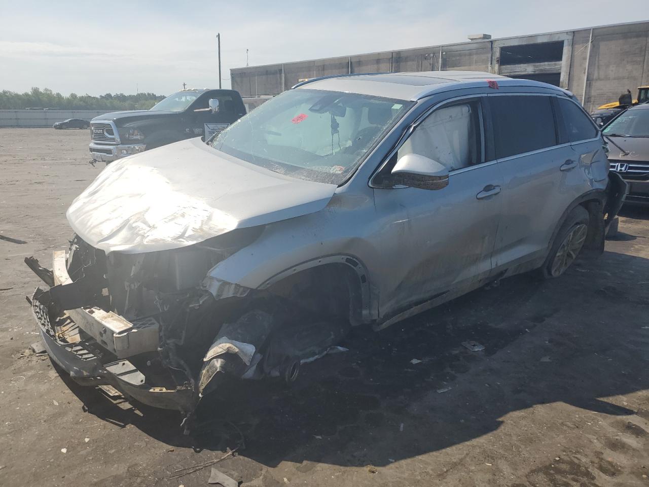 2019 TOYOTA HIGHLANDER - 5TDKZRFH8KS311868