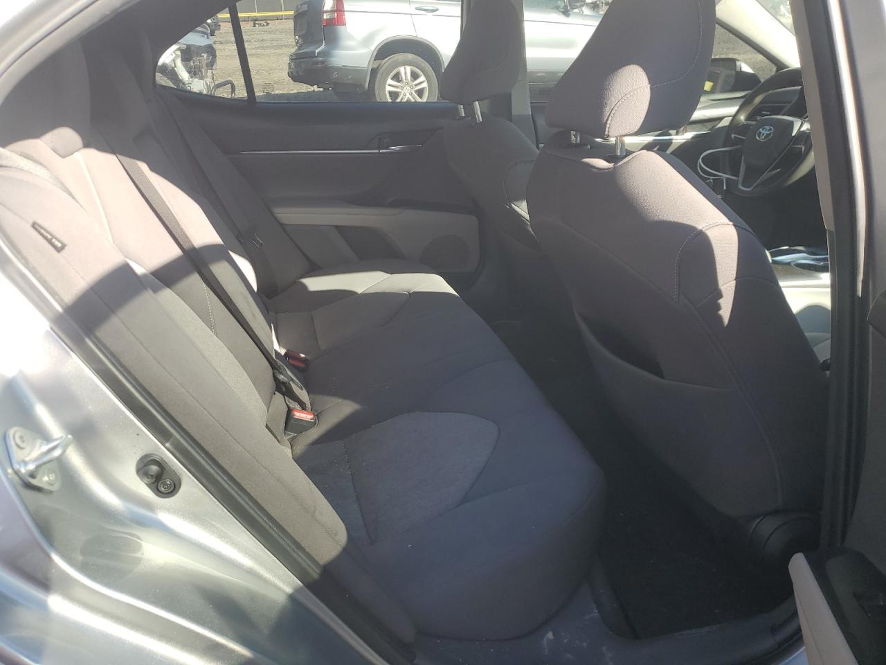 2022 TOYOTA CAMRY LE - 4T1C11AK5NU691554
