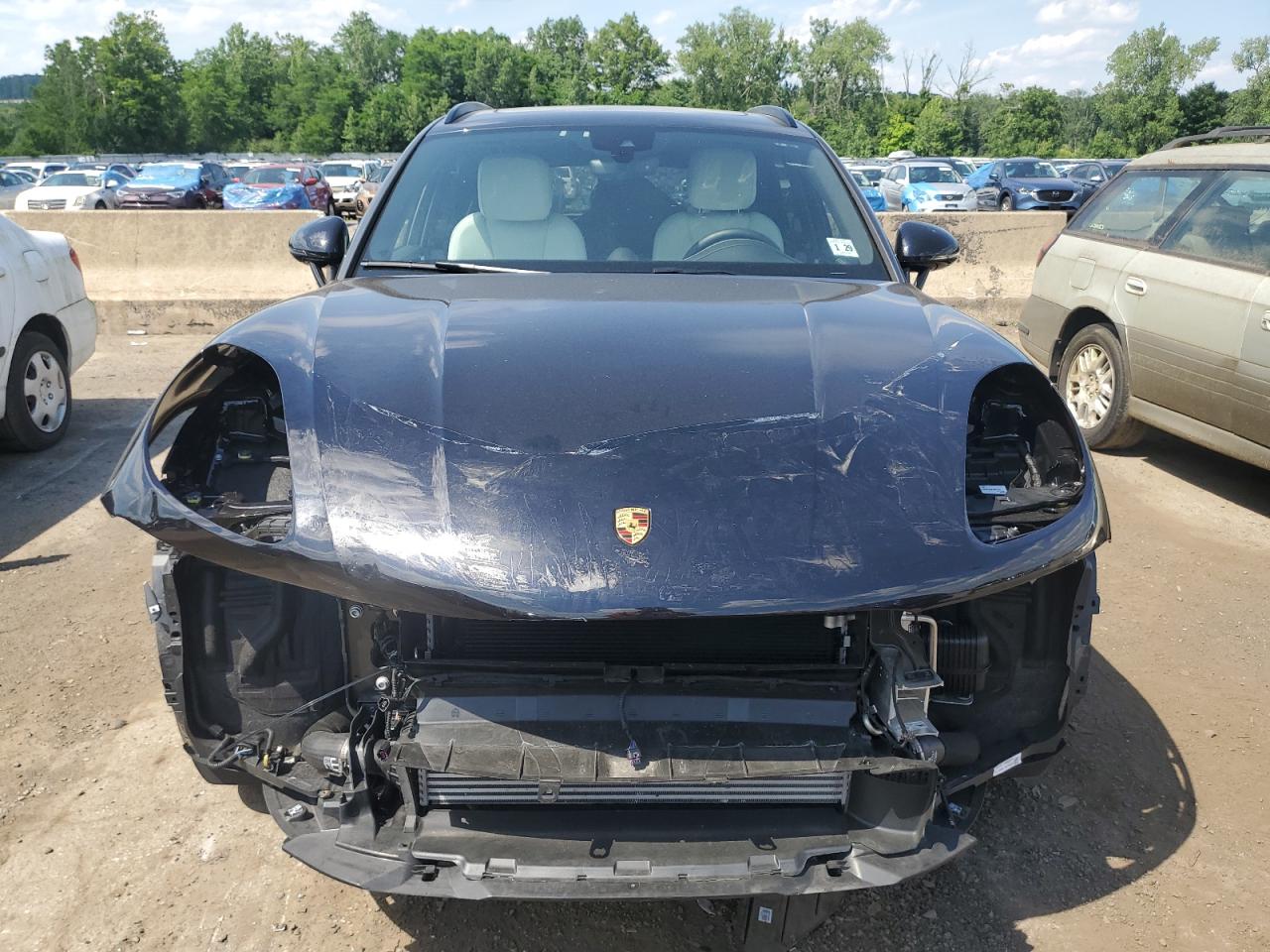 2024 PORSCHE MACAN BASE - WP1AA2A56RLB04719