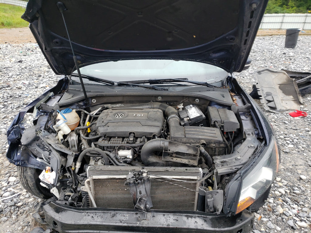 2014 VOLKSWAGEN PASSAT S - 1VWAT7A37EC051608