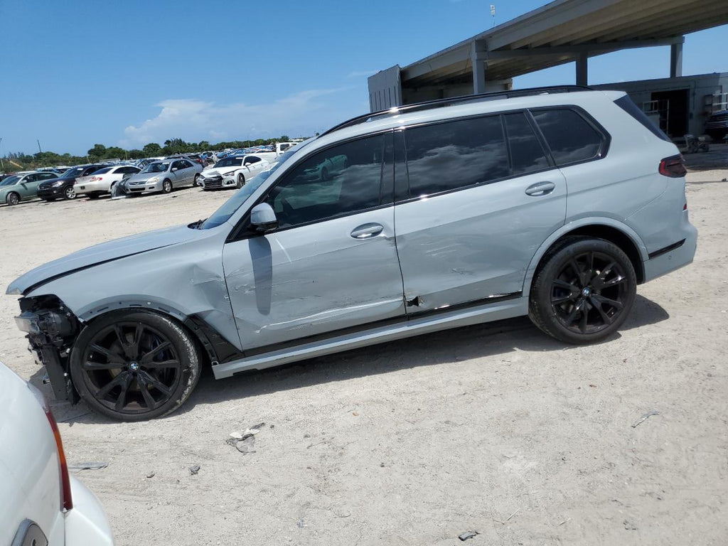 2023 BMW X7 XDRIVE4 - 5UX23EM03P9S06067
