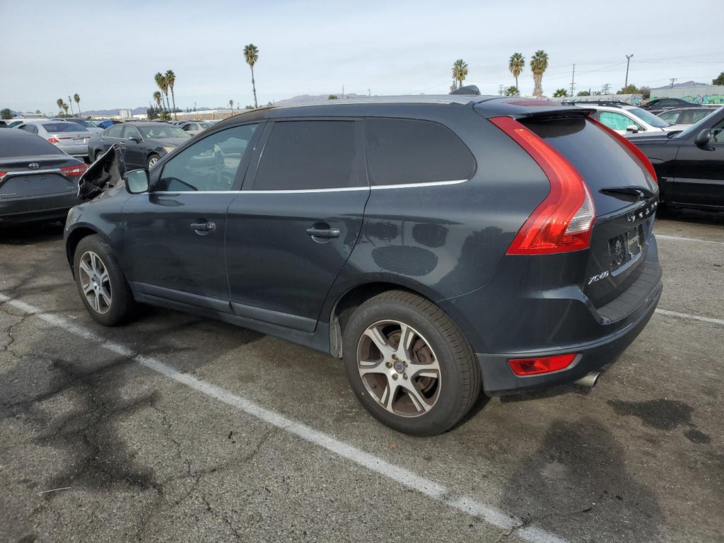 2013 VOLVO XC60 T6 - YV4902DZ5D2461066