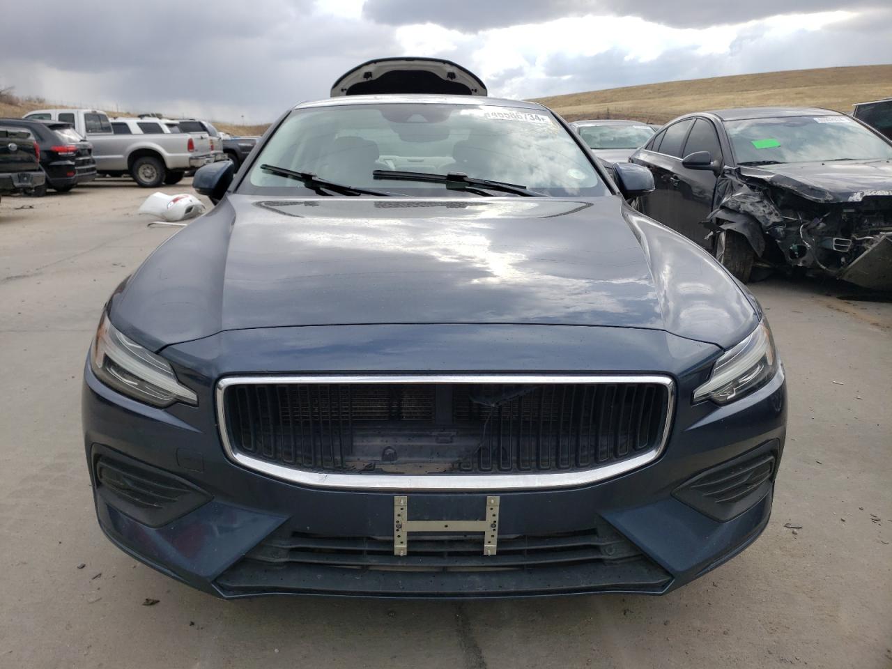 2019 VOLVO S60 T5 MOM - 7JR102FK4KG012530