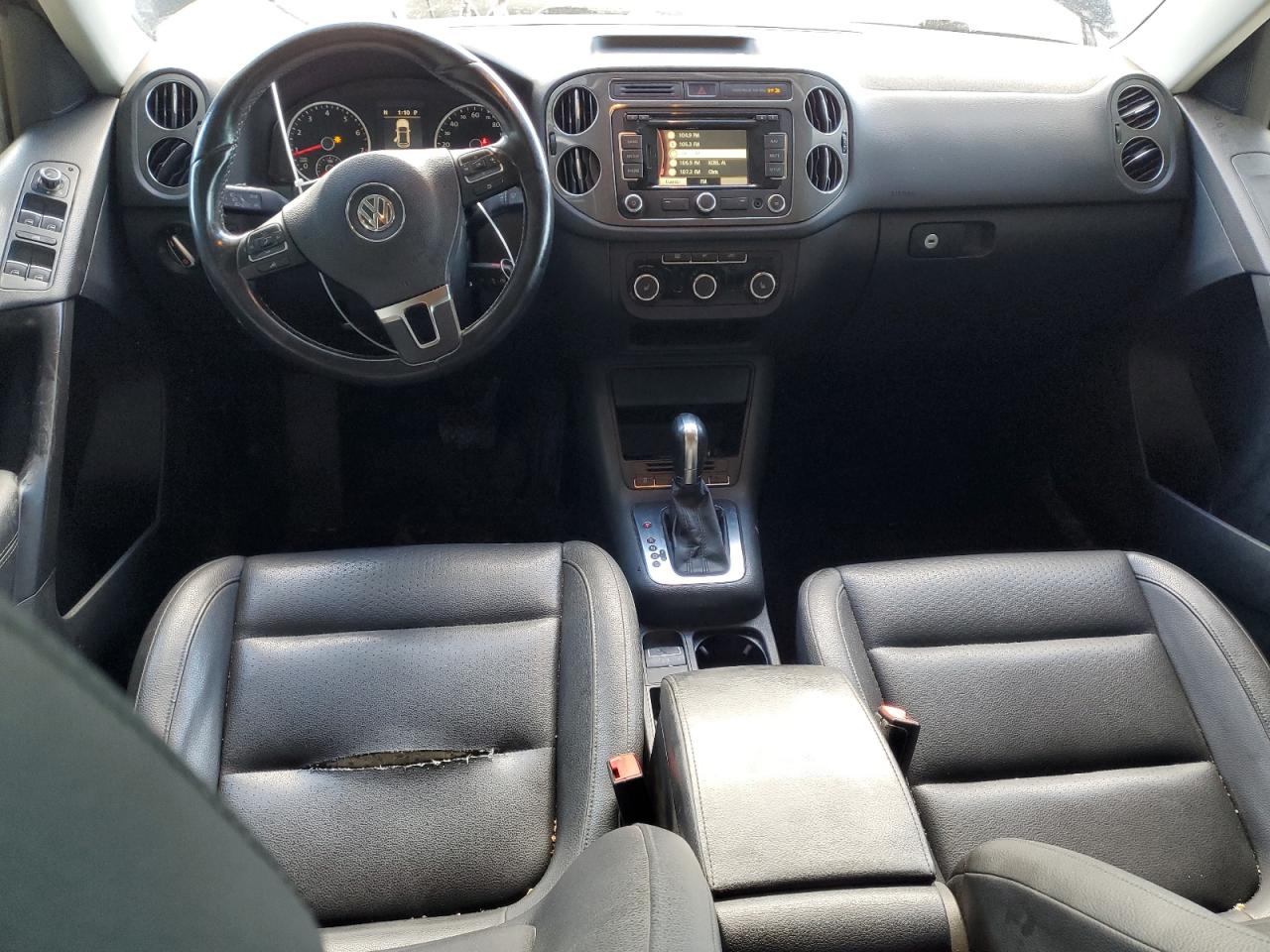 2012 VOLKSWAGEN TIGUAN S - WVGAV7AX7CW004683