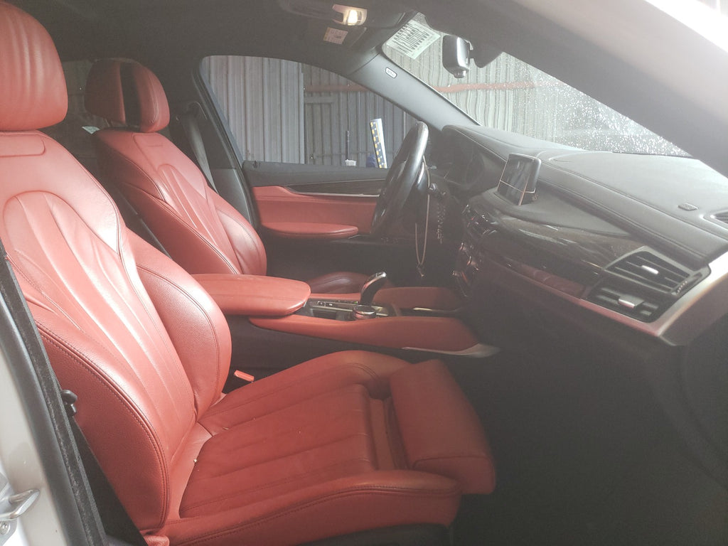 2018 BMW X6 XDRIVE5 - 5UXKU6C58J0W39069