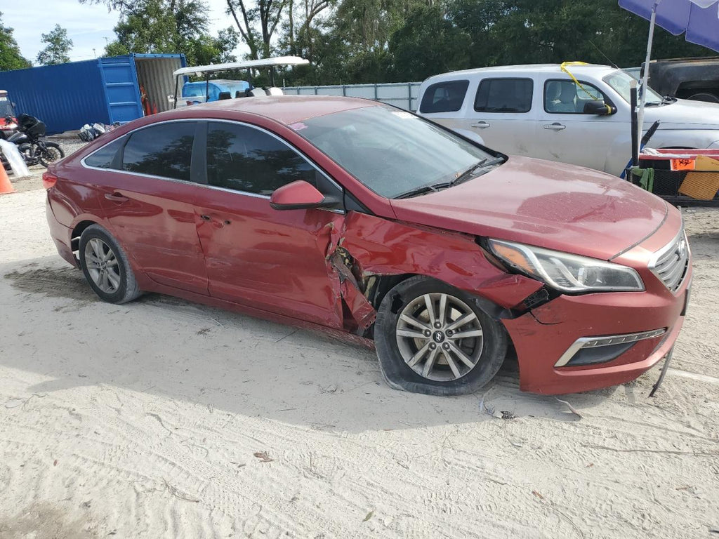 2015 HYUNDAI SONATA SE - 5NPE24AF1FH067308