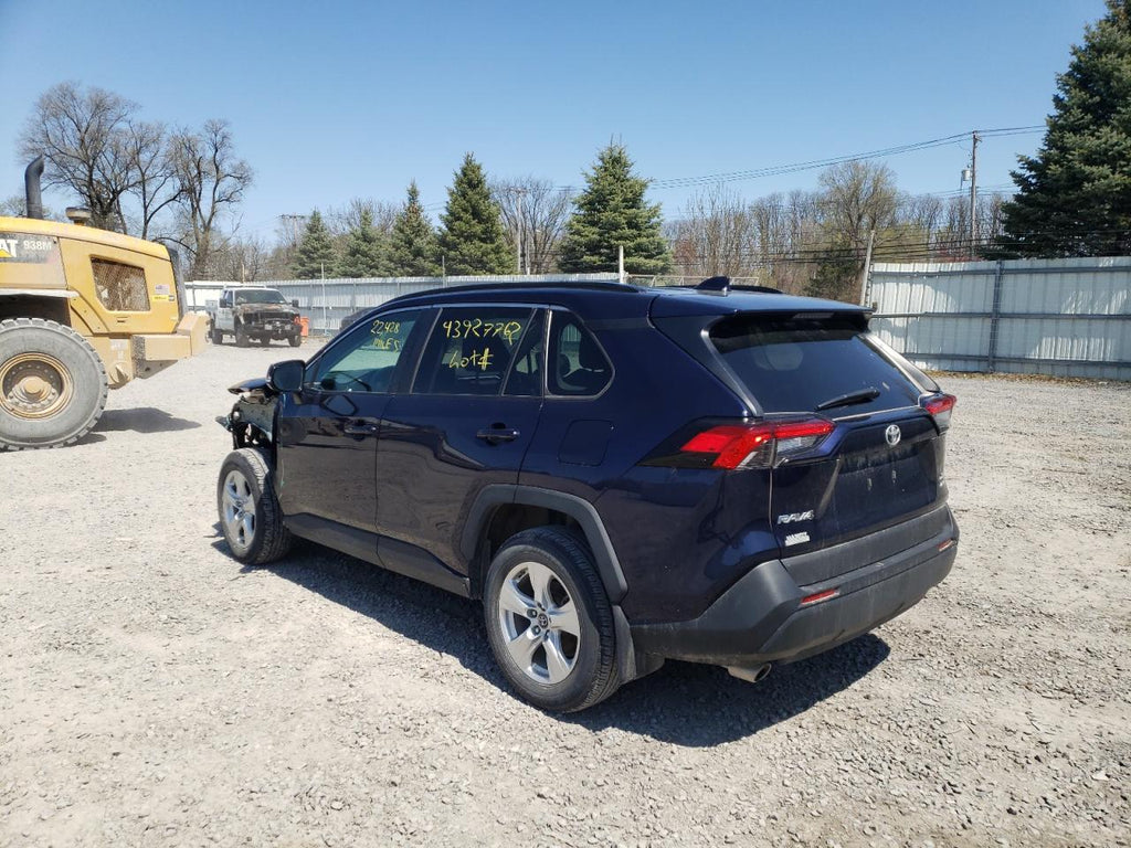 2021 TOYOTA RAV4 XLE - 2T3P1RFV2MW165908