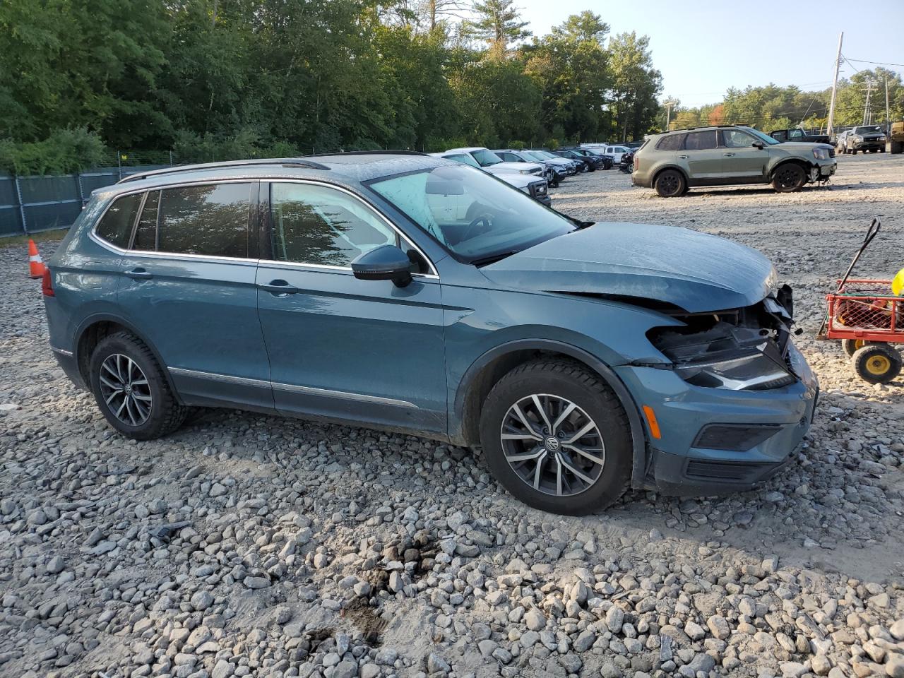 2020 VOLKSWAGEN TIGUAN SE - 3VV2B7AX2LM026528
