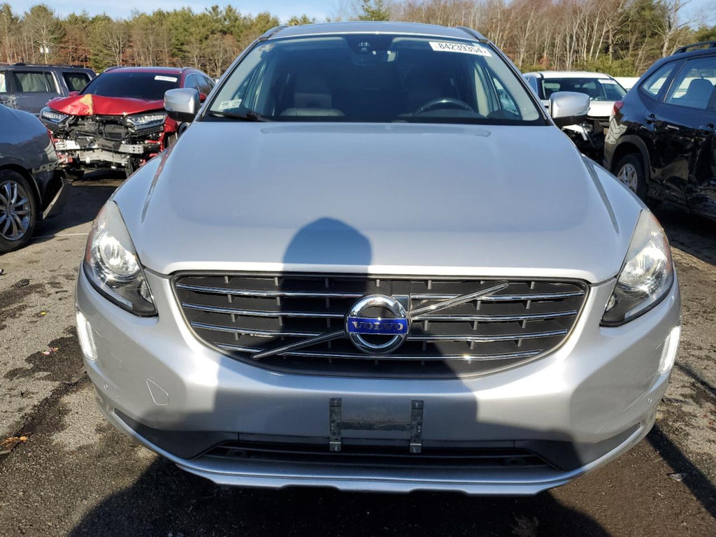 2015 VOLVO XC60 T5 PR - YV4612RK1F2726726