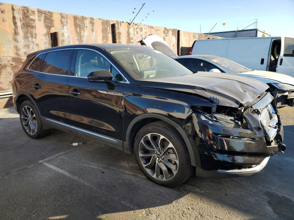 2021 LINCOLN NAUTILUS R - 2LMPJ8K99MBL10206