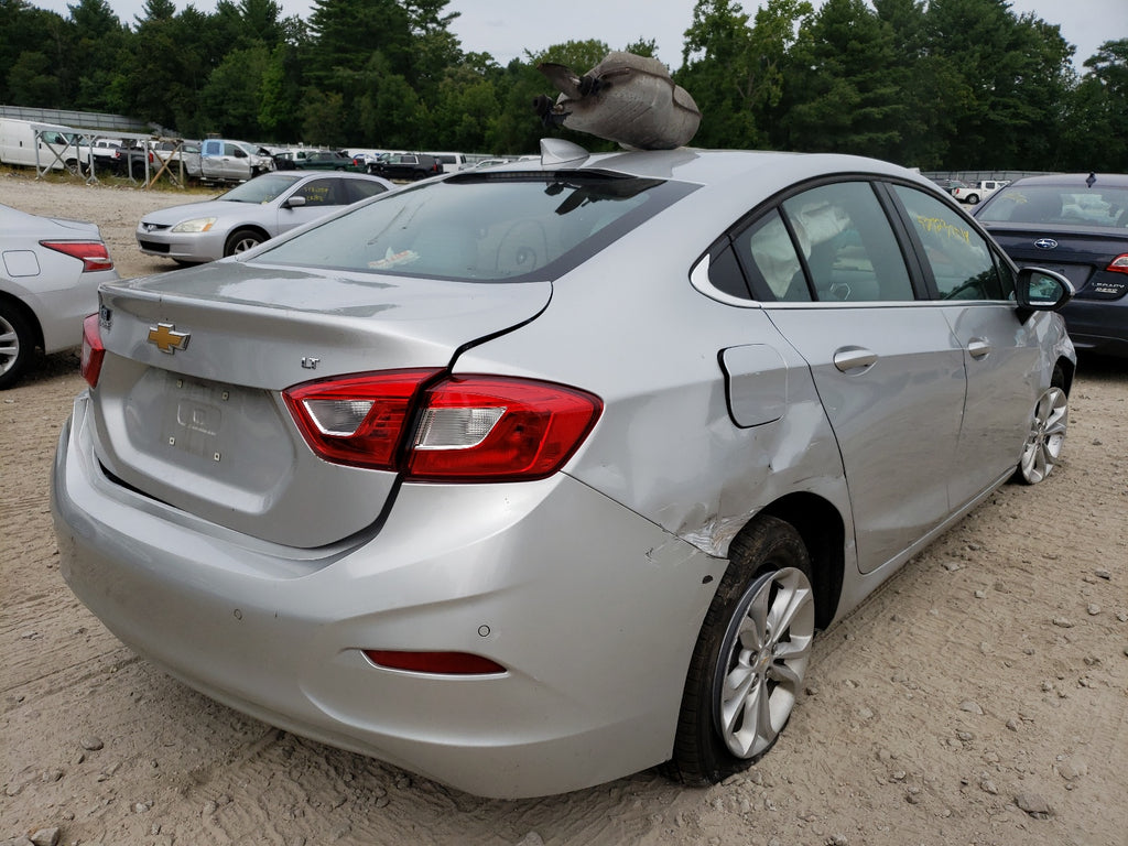 2019 CHEVROLET CRUZE LT - 1G1BE5SM6K7124400