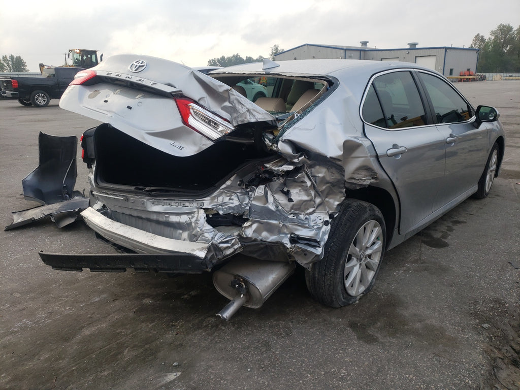 2020 TOYOTA CAMRY LE - 4T1C11AK5LU891556