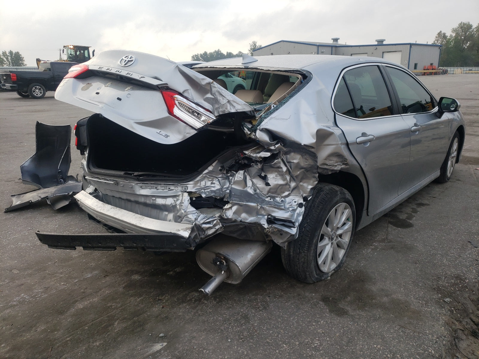 2020 TOYOTA CAMRY LE - 4T1C11AK5LU891556