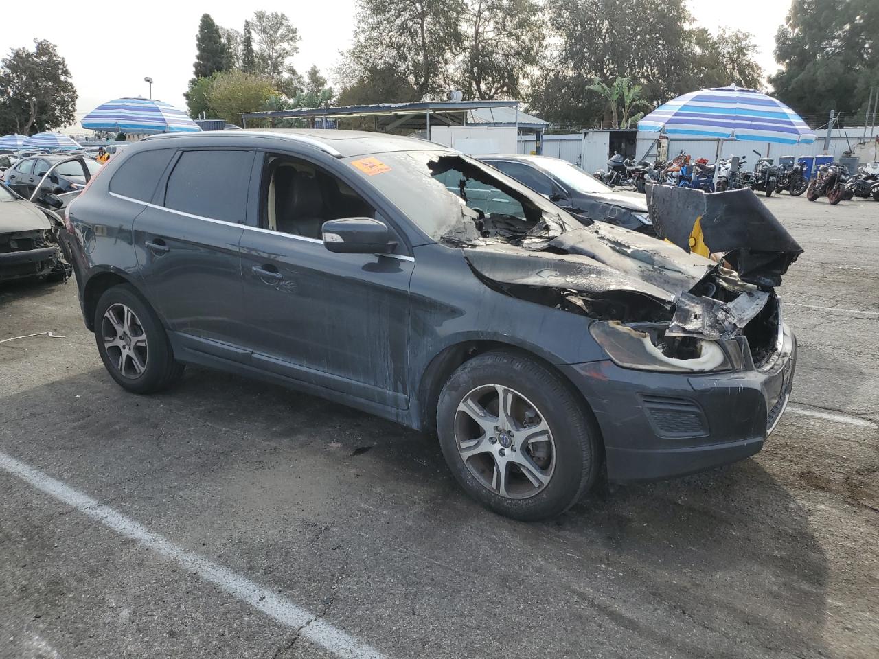 2013 VOLVO XC60 T6 - YV4902DZ5D2461066