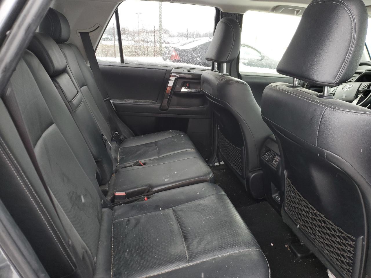 2020 TOYOTA 4RUNNER SR - JTEBU5JR8L5809370