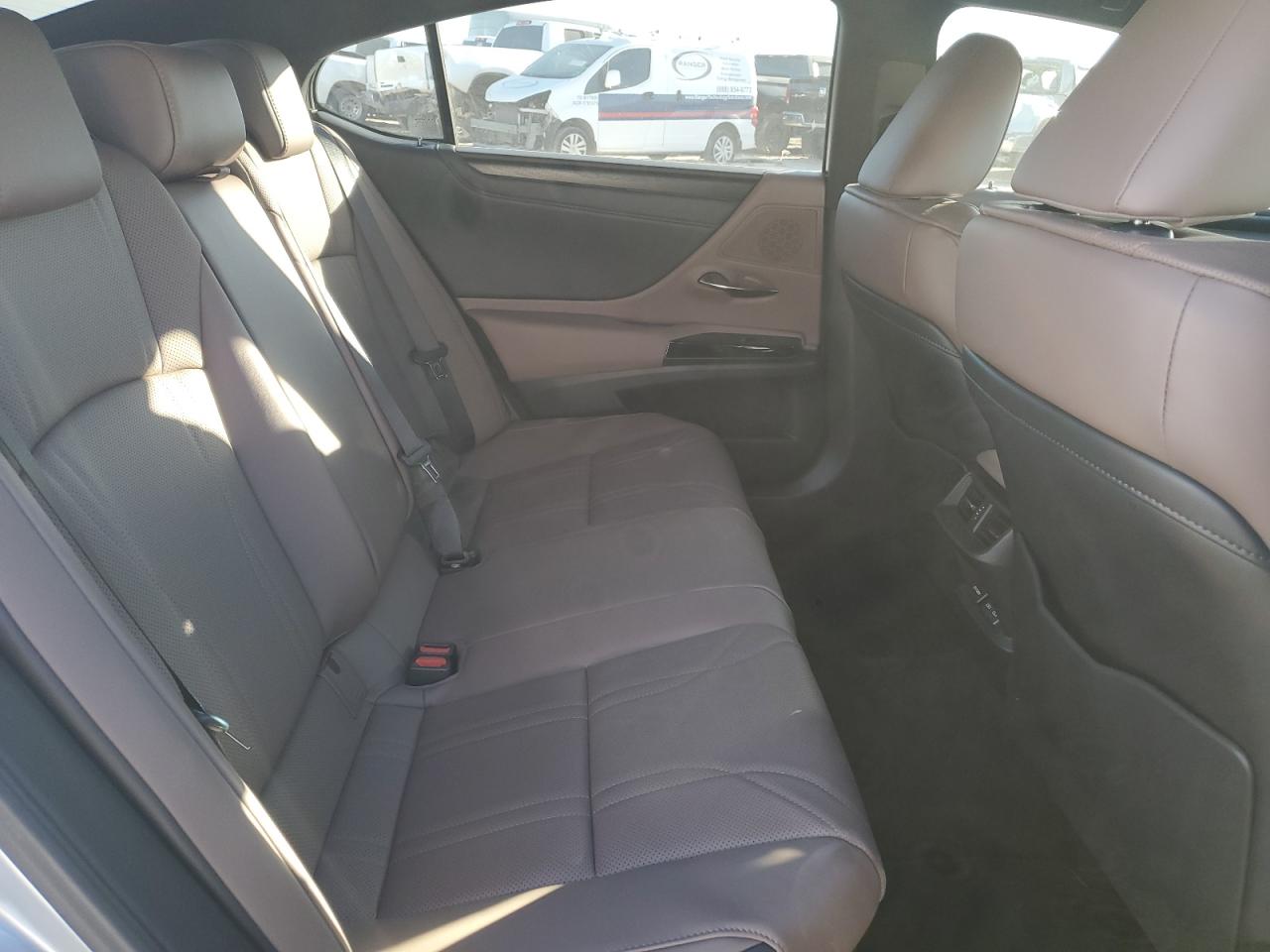 2024 LEXUS ES 300H BA - 58AEA1C1XRU052744