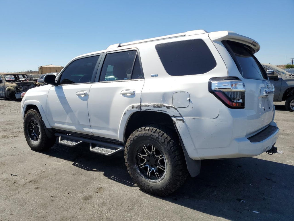 2018 TOYOTA 4RUNNER SR - JTEZU5JRXJ5186605
