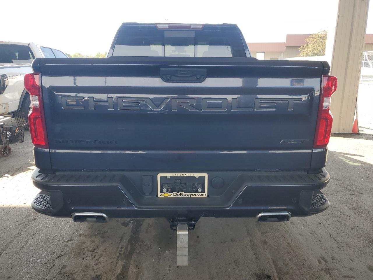 2022 CHEVROLET SILVERADO - 1GCUDEED6NZ529857