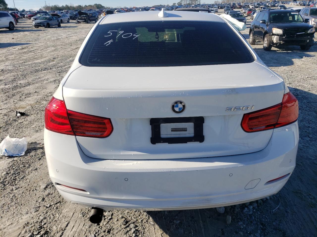 2017 BMW 320 I - WBA8E1G35HNU15904