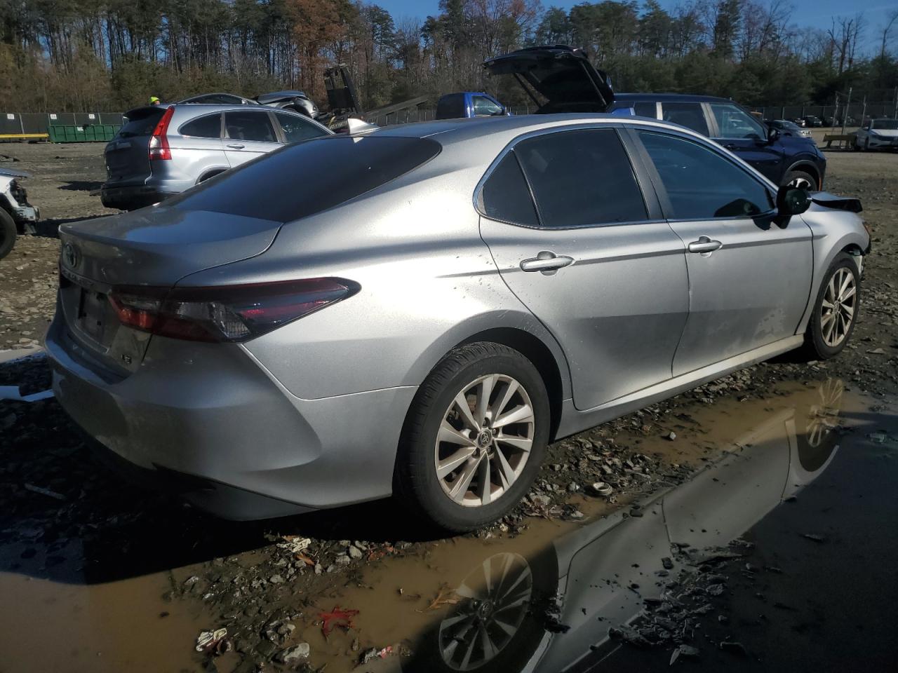2022 TOYOTA CAMRY LE - 4T1C11AK5NU691554