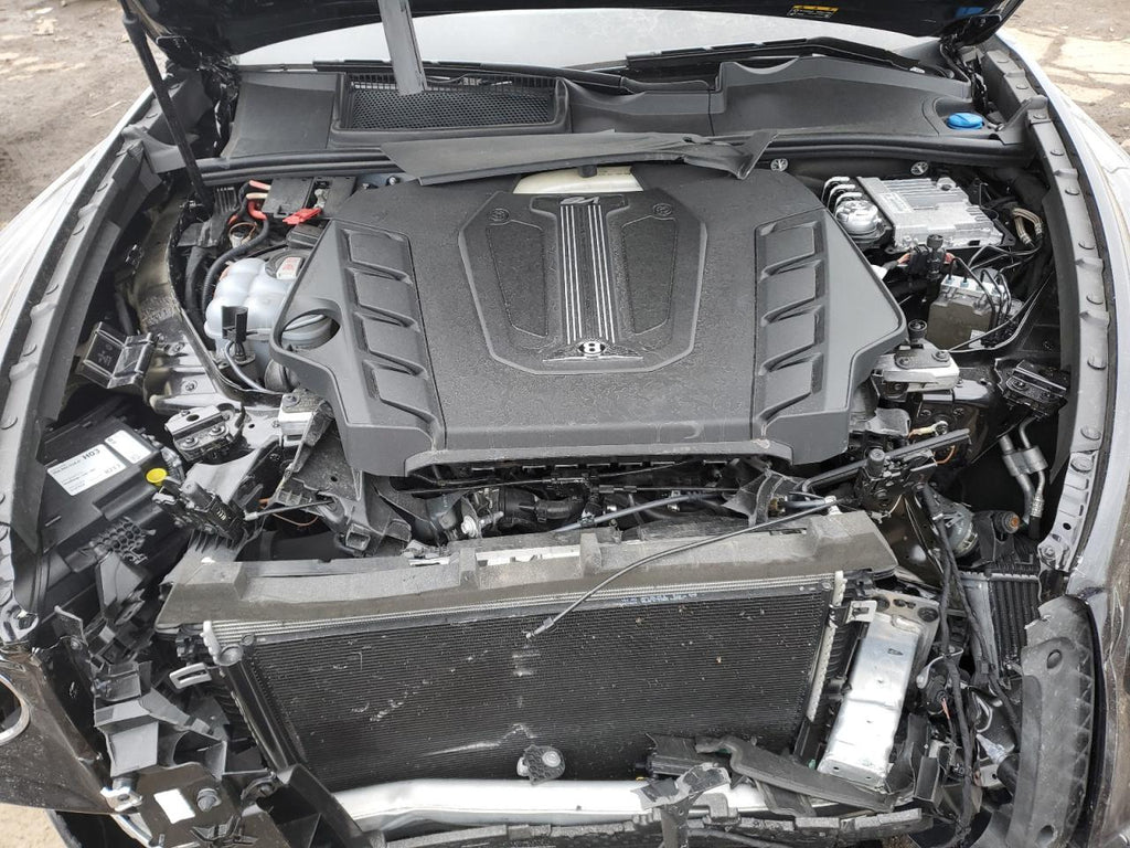 2021 BENTLEY BENTAYGA - SJAAM2ZV3MC039433