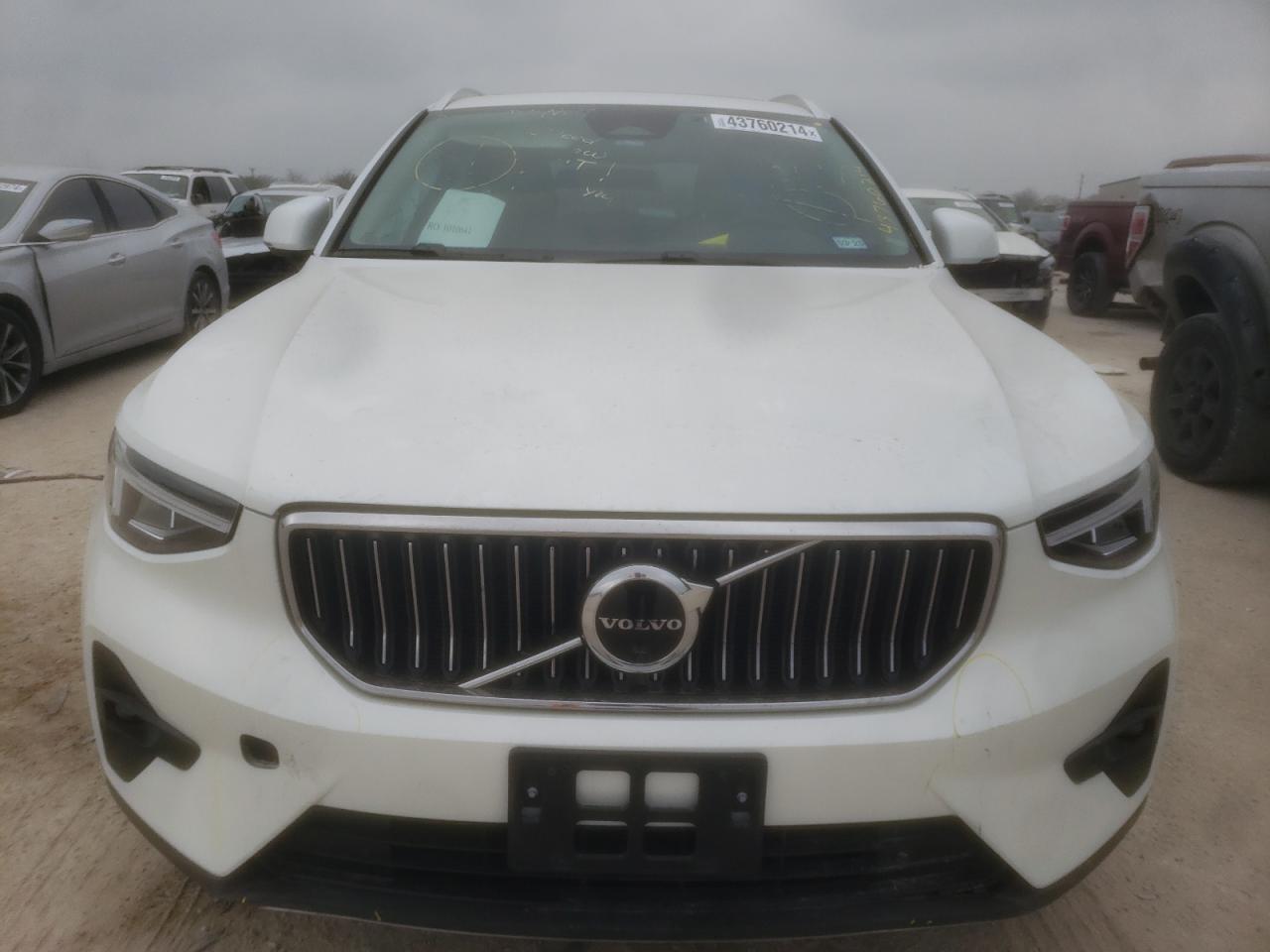 2023 VOLVO XC40 ULTIM - YV4L12UA8P2037138