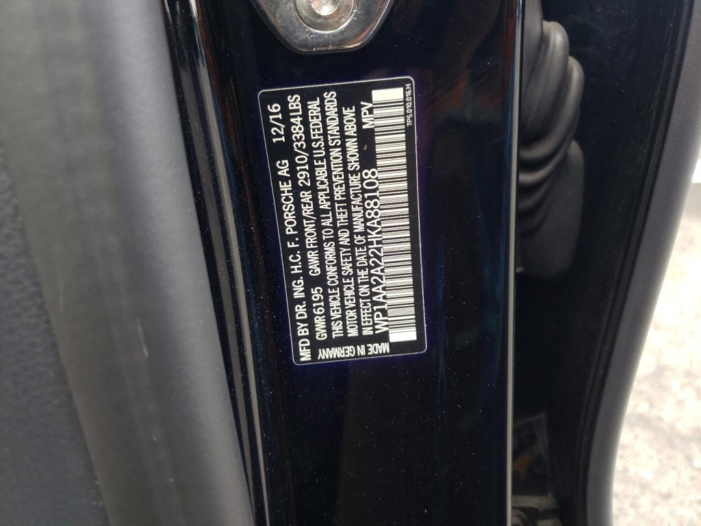 2017 PORSCHE CAYENNE - WP1AA2A22HKA88108