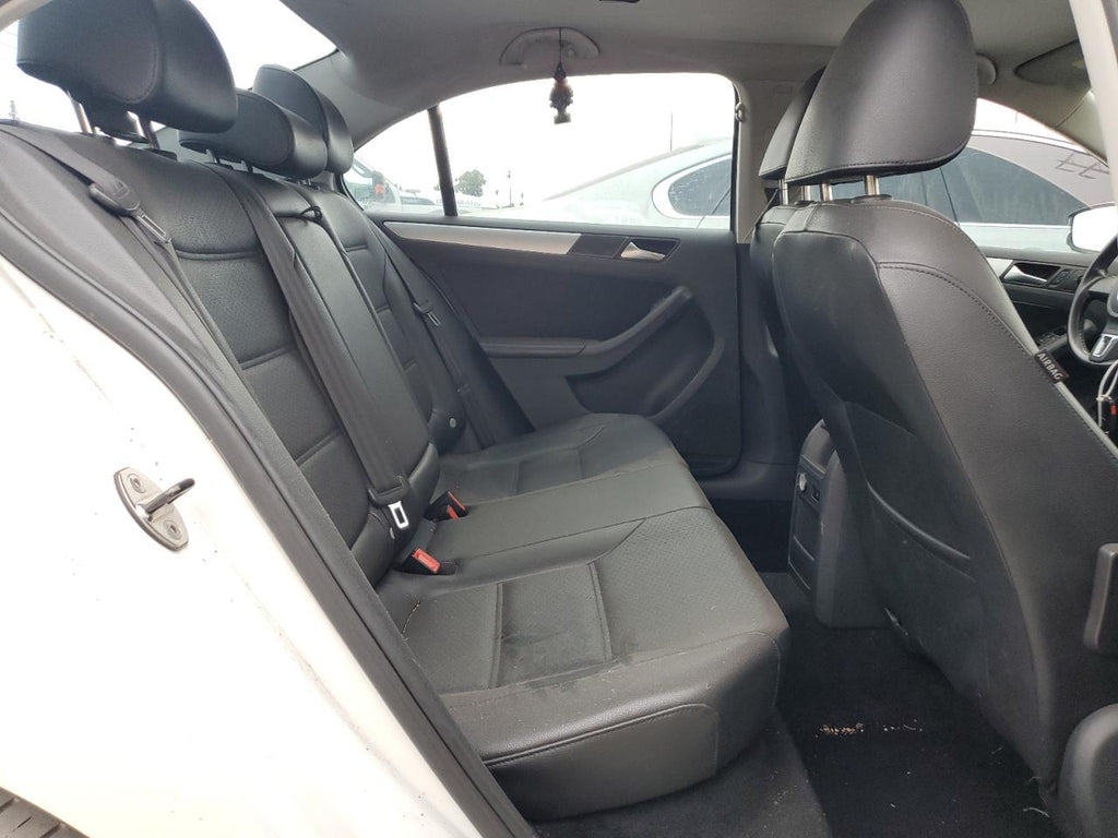 2013 VOLKSWAGEN JETTA SE - 3VWDP7AJ4DM416579