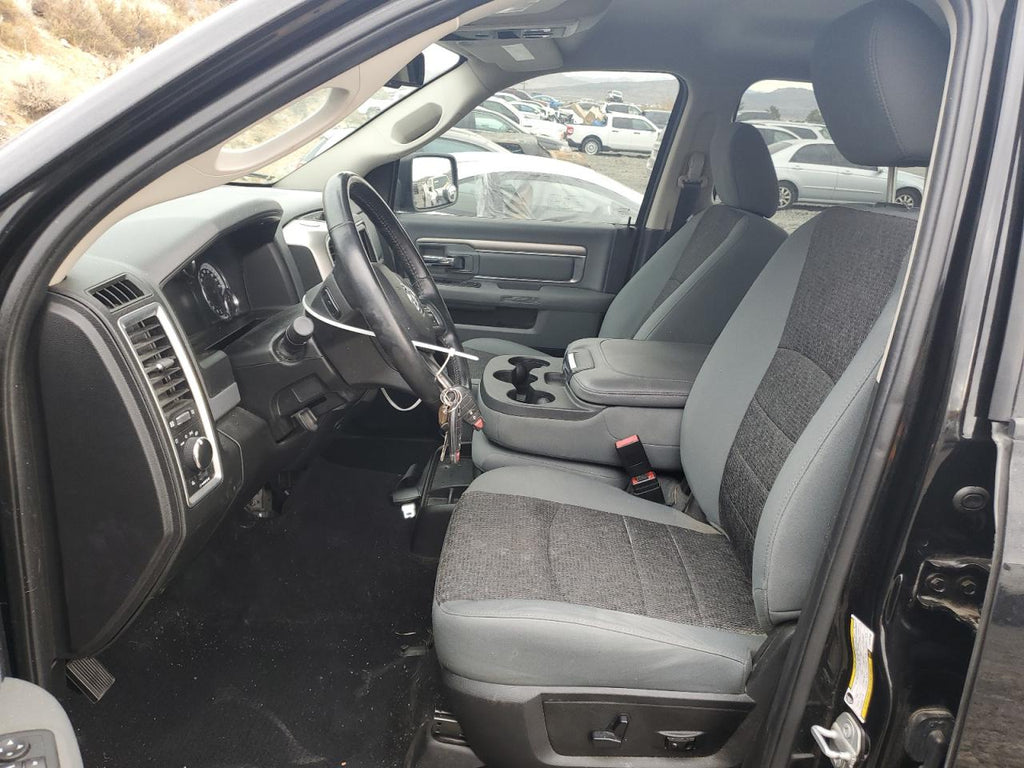 2020 RAM 1500 CLASS - 3C6RR7LTXLG152788