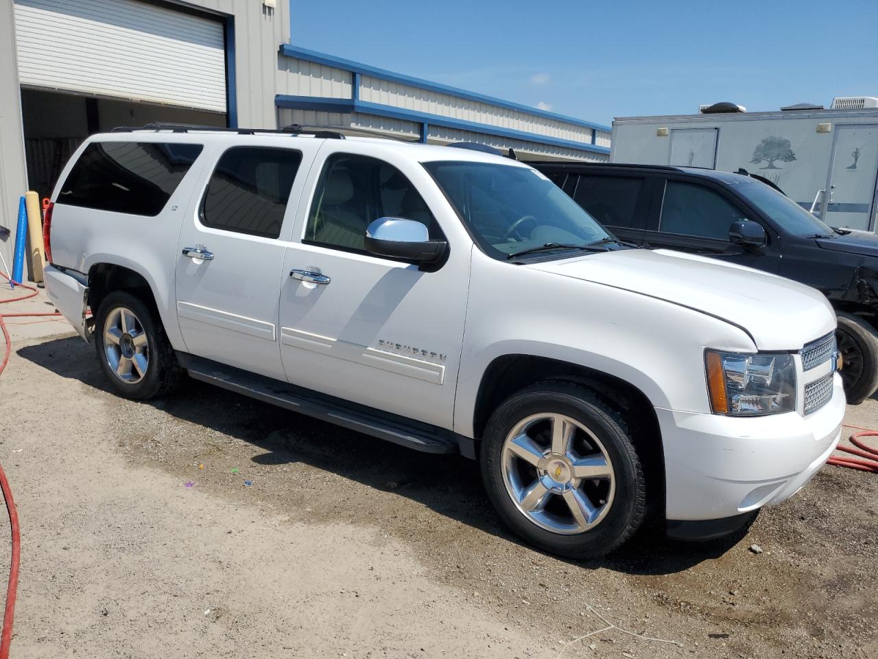 2013 CHEVROLET SUBURBAN C - 1GNSCJE09DR115171