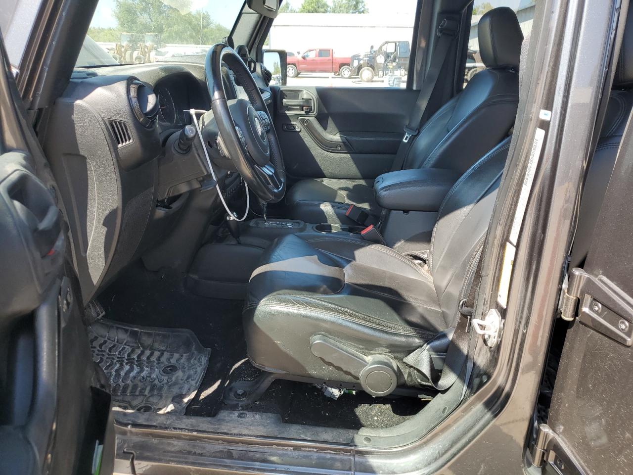 2017 JEEP WRANGLER U - 1C4BJWEGXHL620539