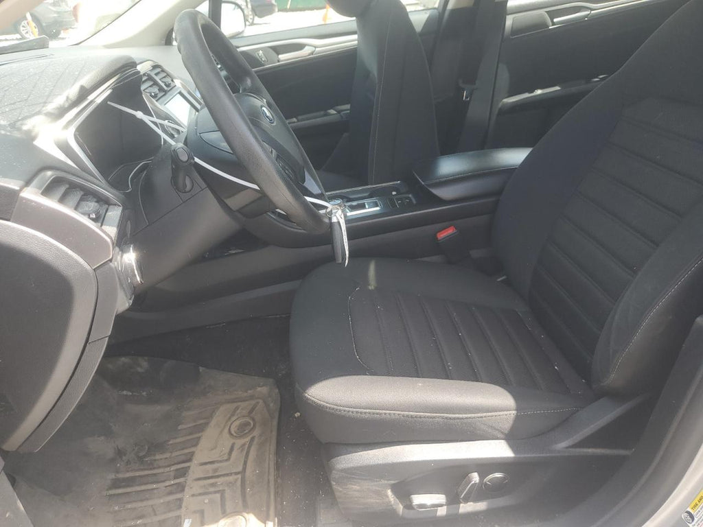 2020 FORD FUSION SE - 3FA6P0LU6LR198047