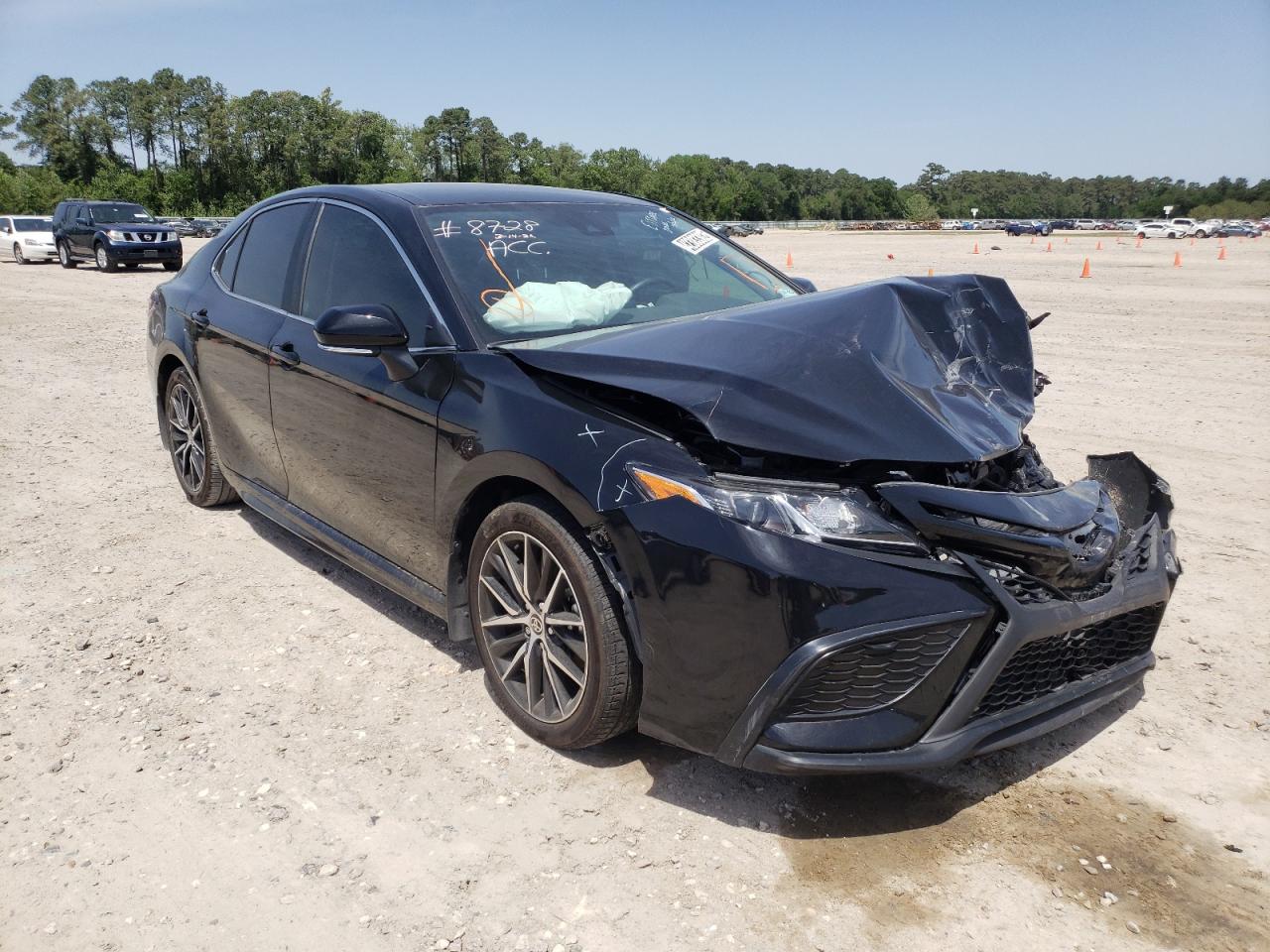 2021 TOYOTA CAMRY SE - 4T1T11AK9MU549173