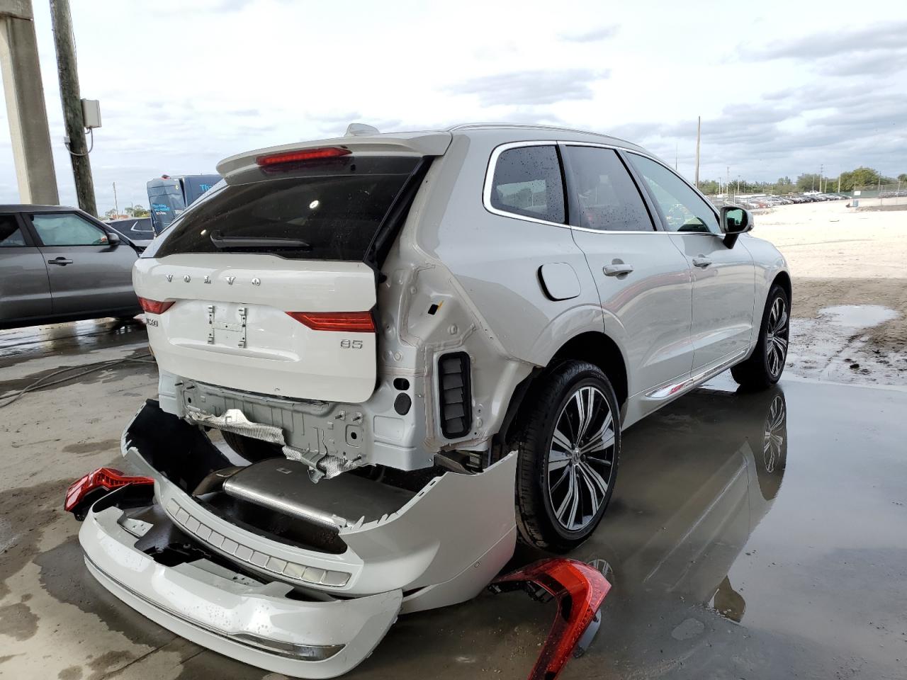 2023 VOLVO XC60 PLUS - YV4L12DE3P1374244