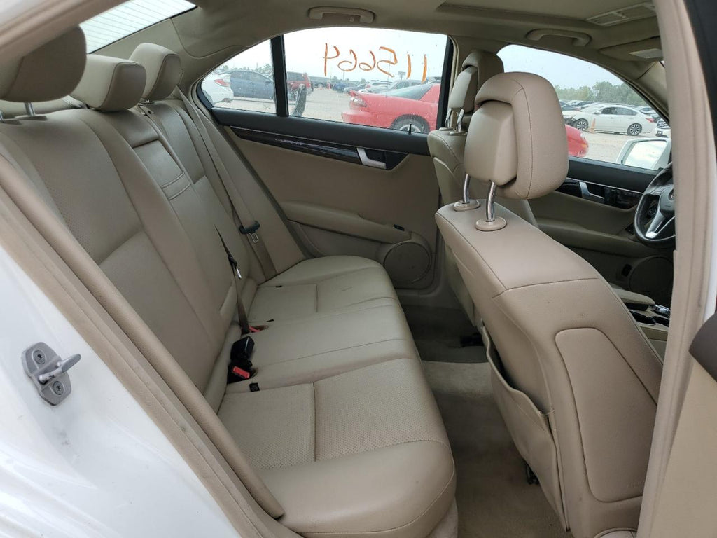 2013 MERCEDES-BENZ C 250 - WDDGF4HB5DA797264