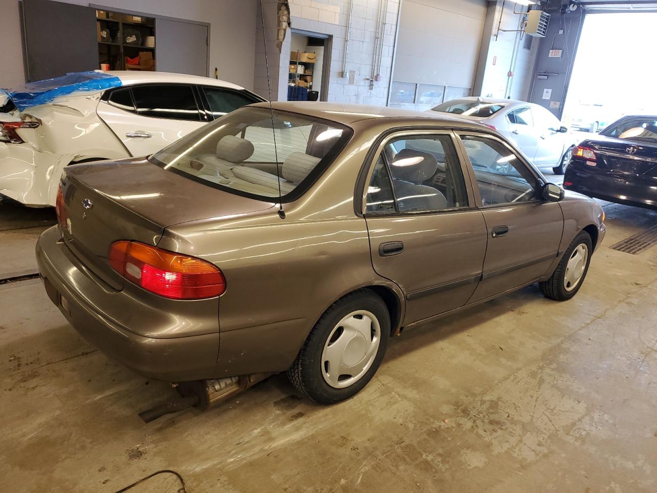 2000 CHEVROLET GEO PRIZM - 1Y1SK528XYZ429393