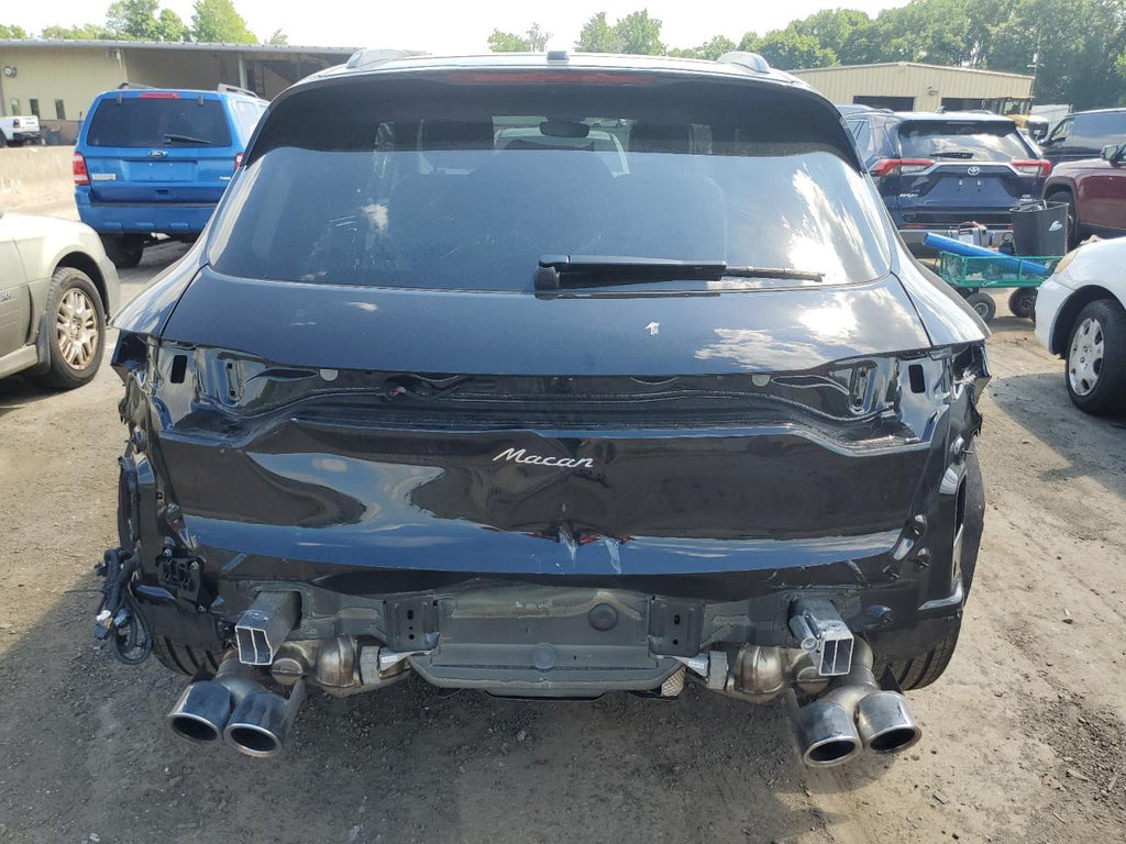 2024 PORSCHE MACAN BASE - WP1AA2A56RLB04719
