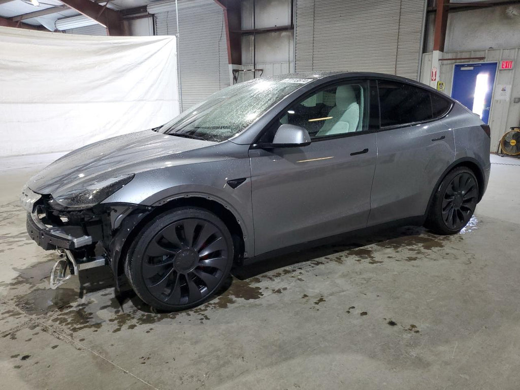 2024 TESLA MODEL Y - 7SAYGDEF8RA323746