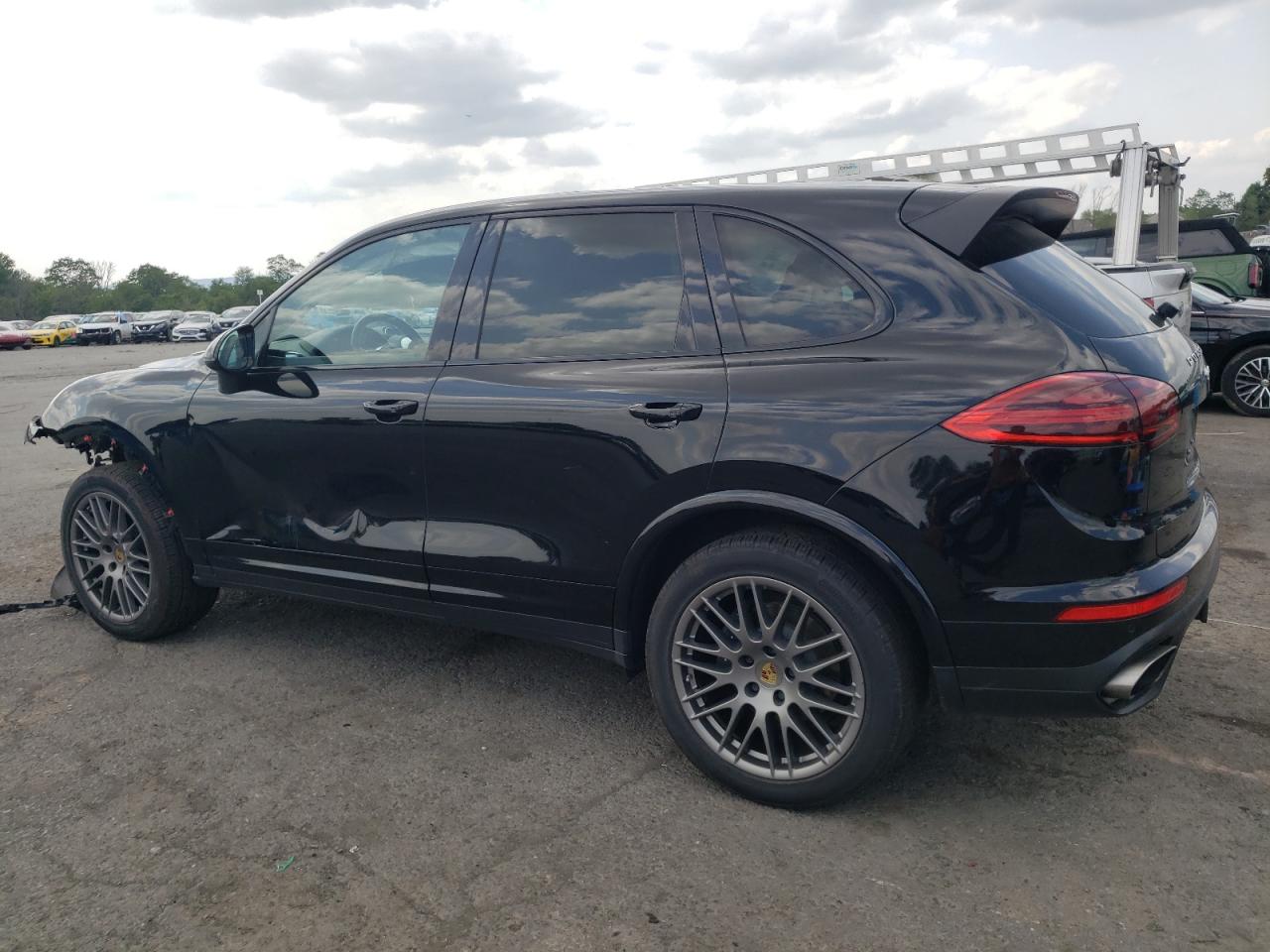 2017 PORSCHE CAYENNE - WP1AA2A22HKA88108