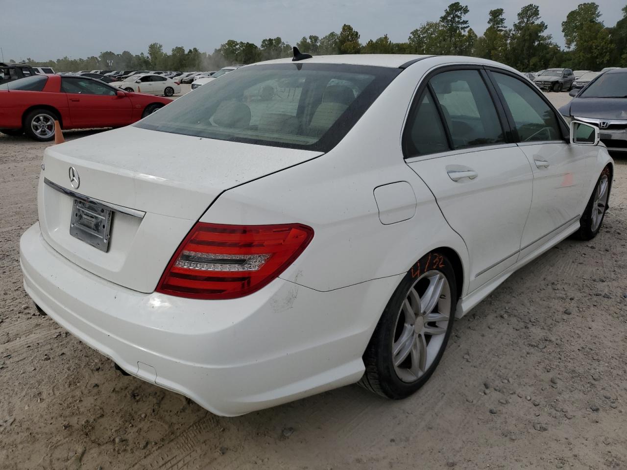 2013 MERCEDES-BENZ C 250 - WDDGF4HB5DA797264