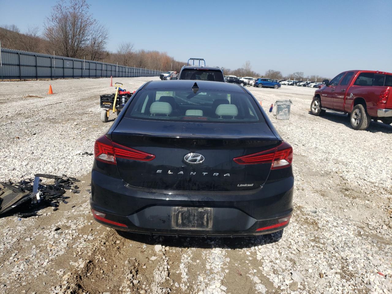 2020 HYUNDAI ELANTRA SE - 5NPD84LF0LH516738