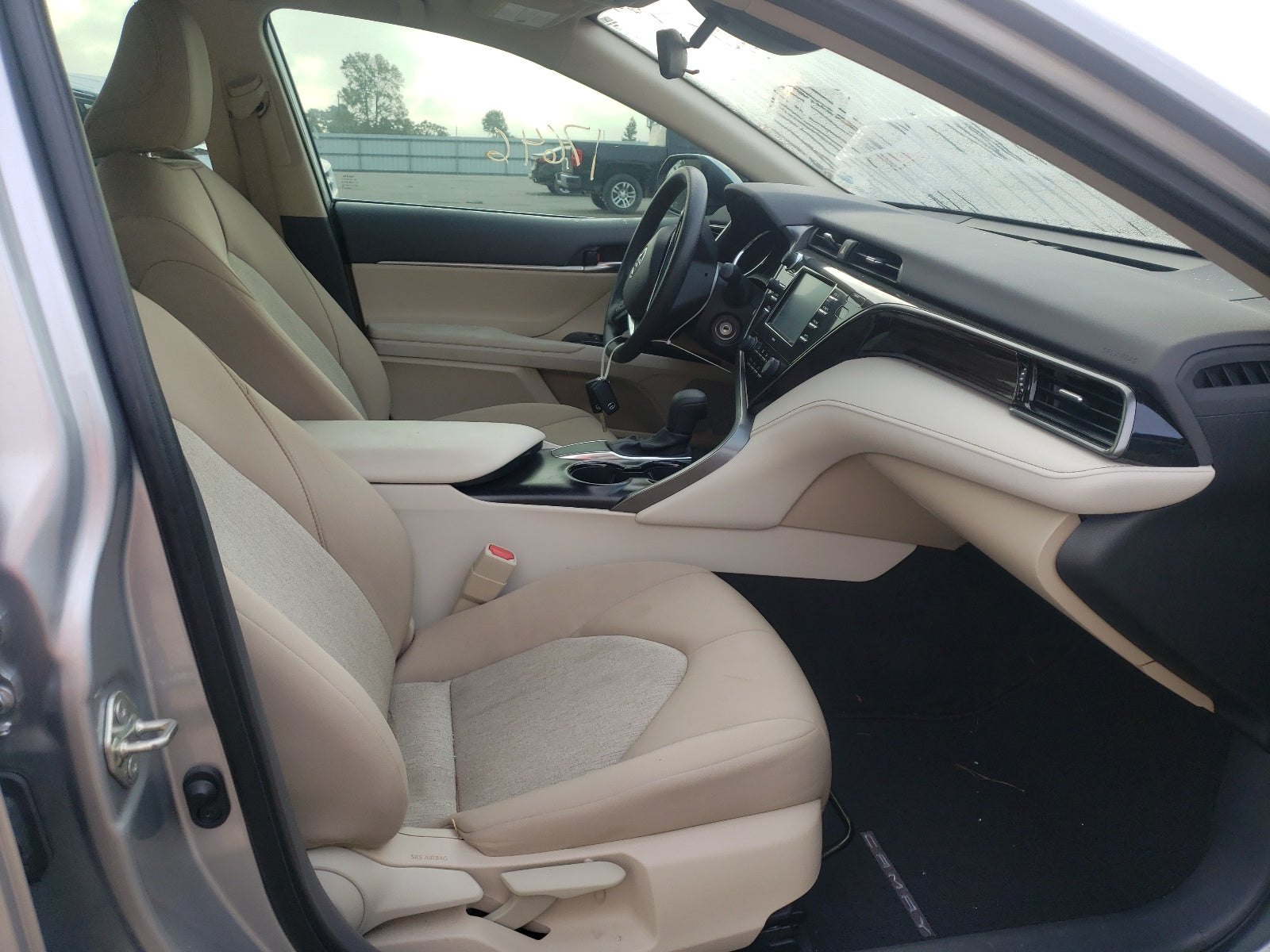 2020 TOYOTA CAMRY LE - 4T1C11AK5LU891556