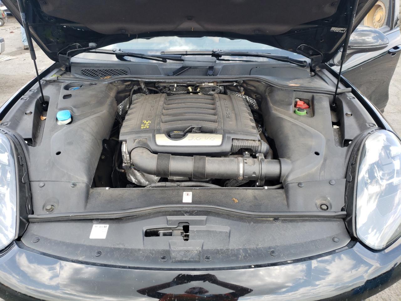 2017 PORSCHE CAYENNE - WP1AA2A22HKA88108
