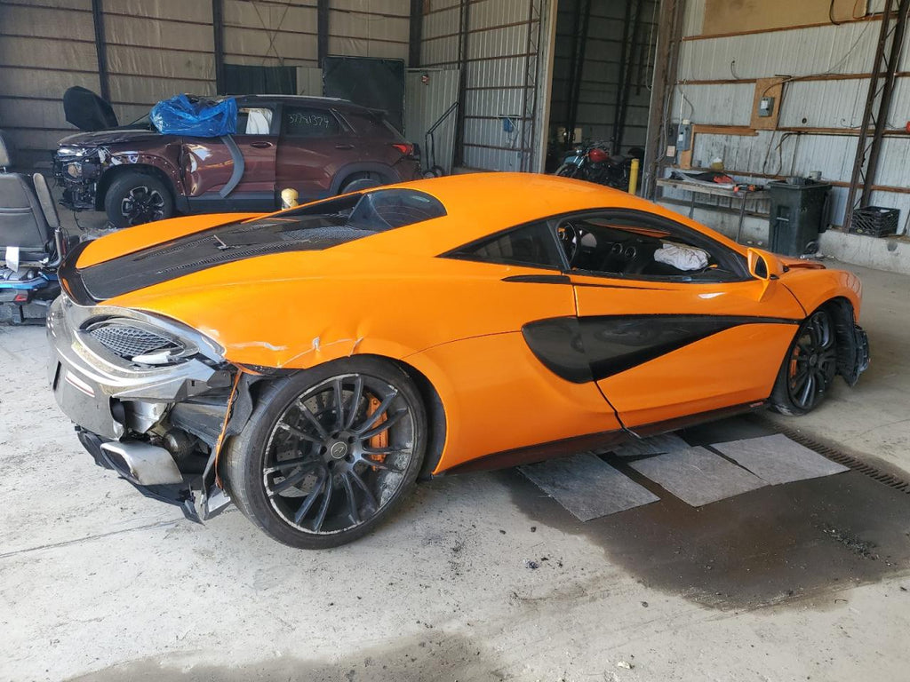 2016 MCLAREN AUTOMOTIVE 570S - SBM13DAA7GW000814
