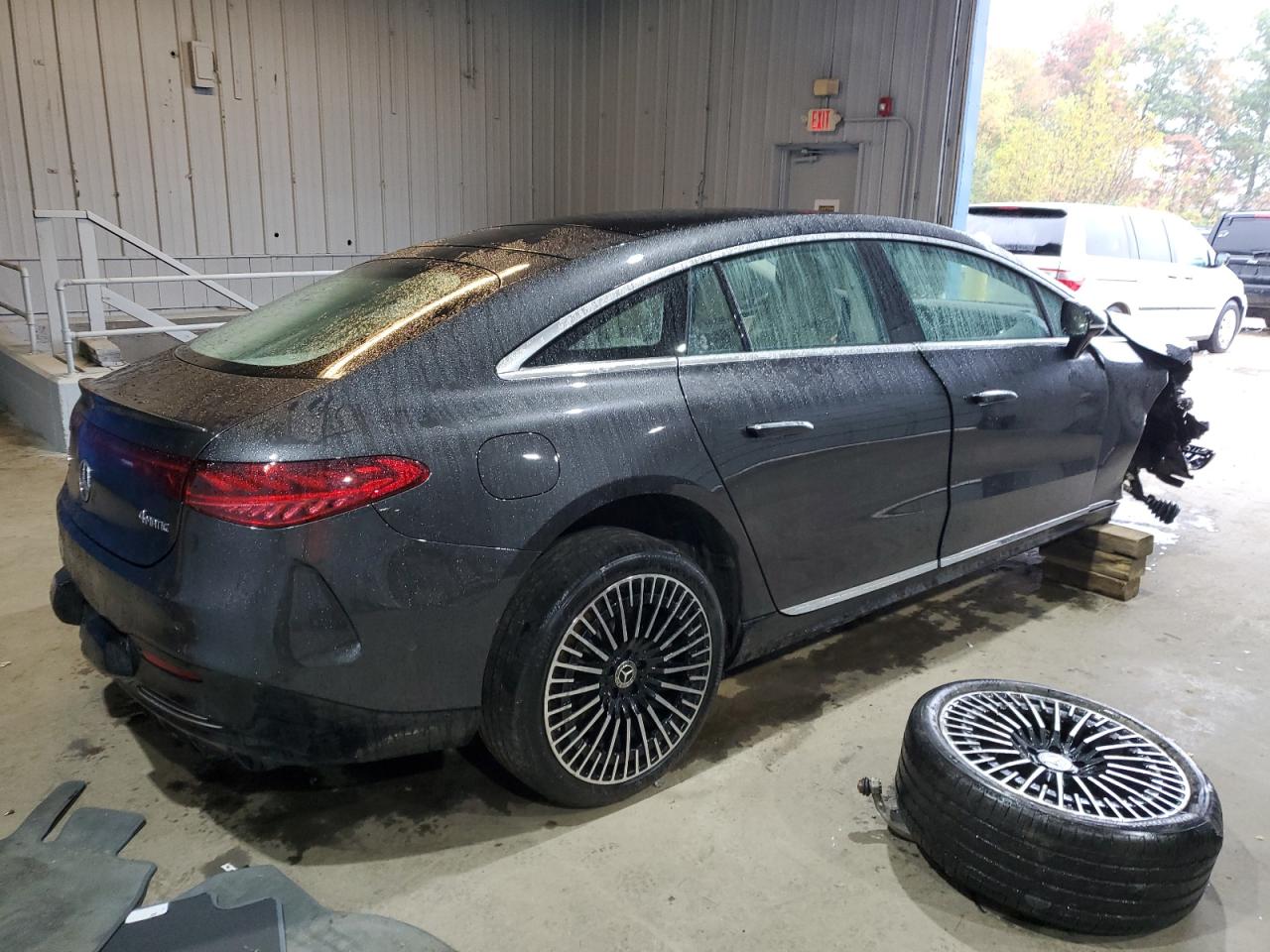 2022 MERCEDES-BENZ EQS SEDAN - W1KCG4EB8NA017680
