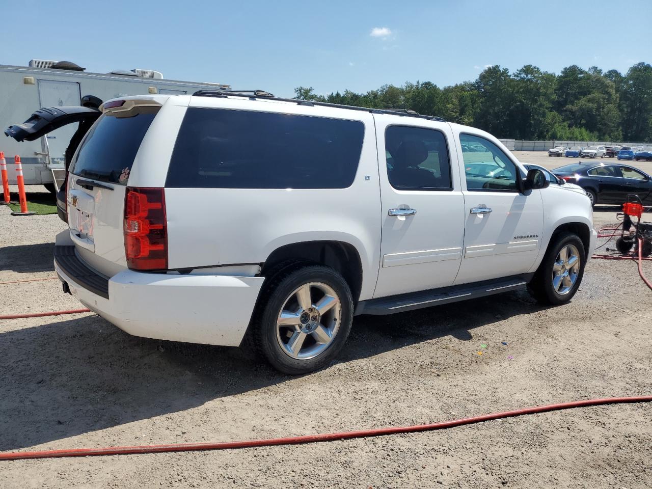 2013 CHEVROLET SUBURBAN C - 1GNSCJE09DR115171