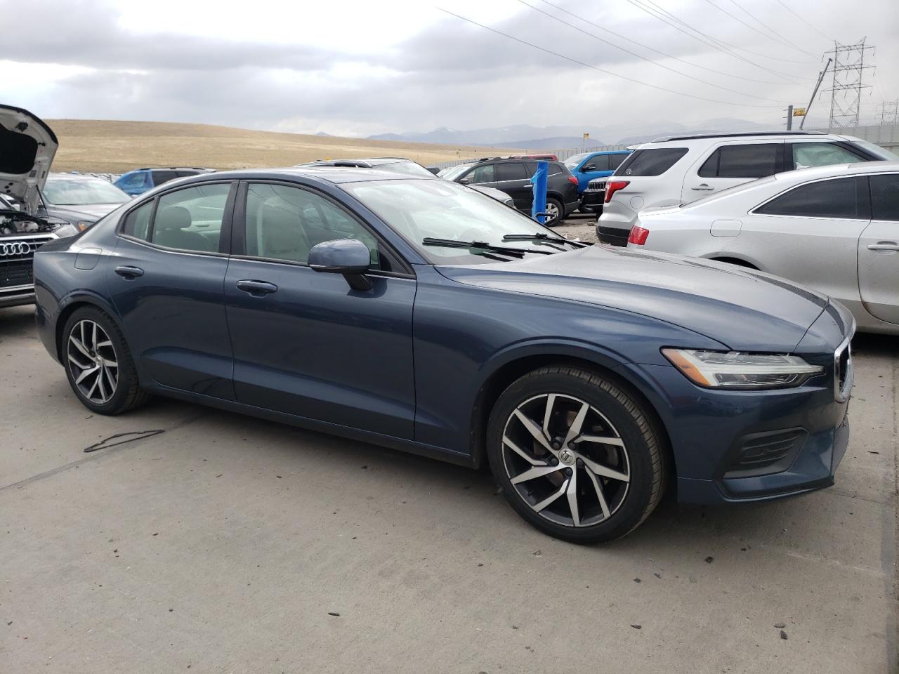 2019 VOLVO S60 T5 MOM - 7JR102FK4KG012530