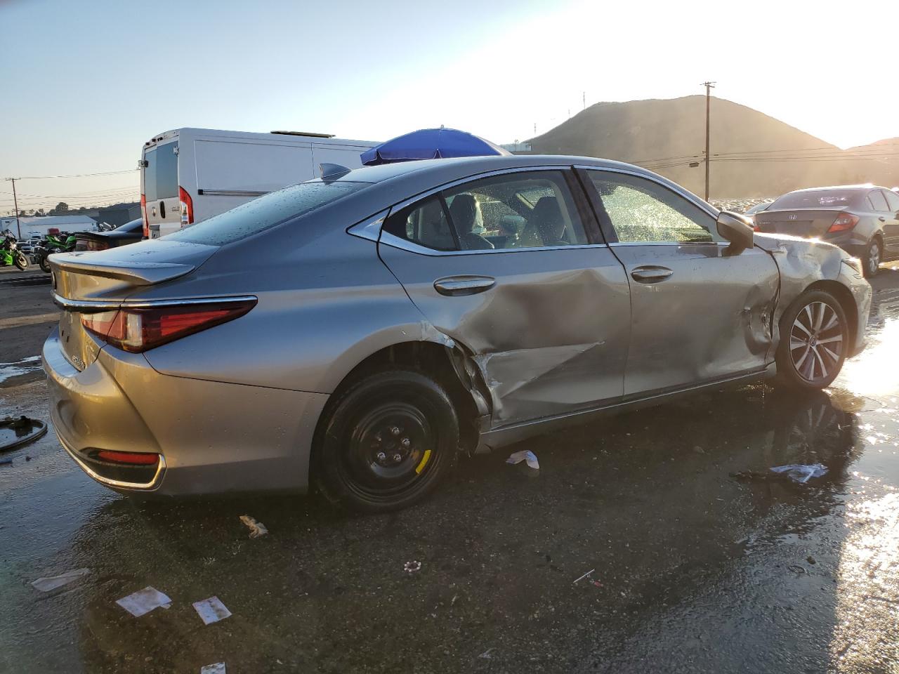 2019 LEXUS ES 300H - JTHB21B1XK2028229