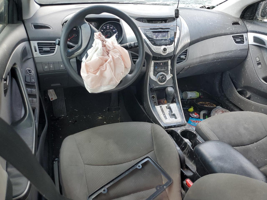 2012 HYUNDAI ELANTRA GL - 5NPDH4AE8CH071434