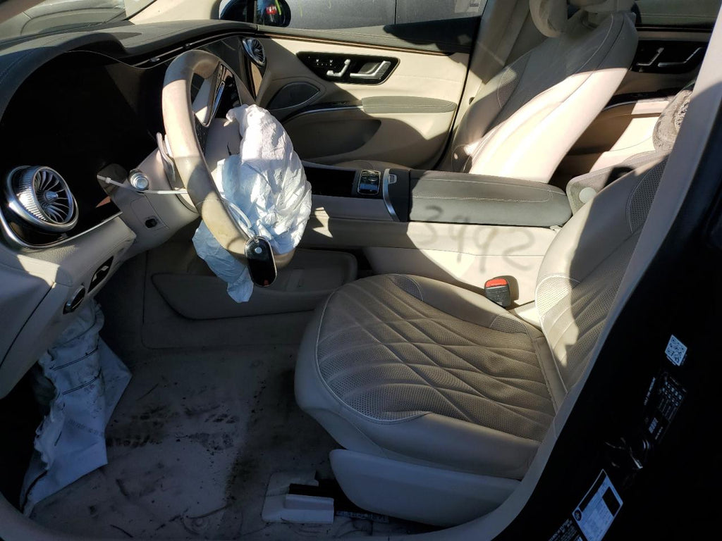 2022 MERCEDES-BENZ EQS SEDAN - W1KCG4EB8NA017680